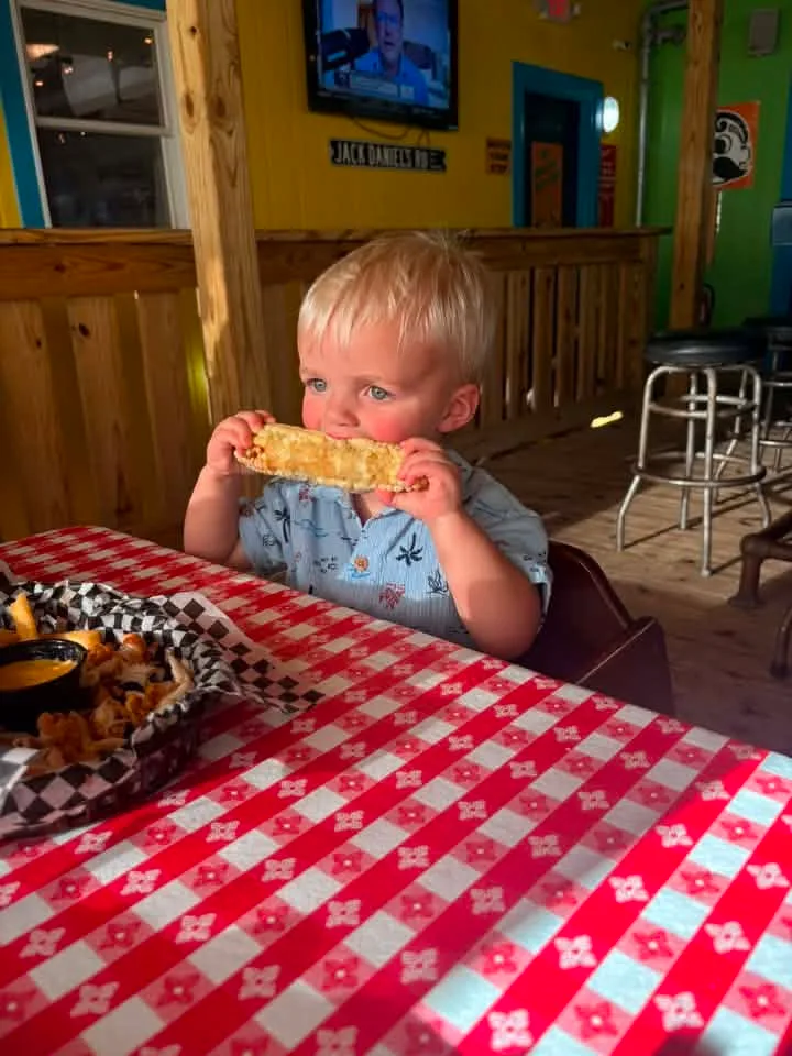 Suzanne Ebberts - The crab bag is toddler approved!