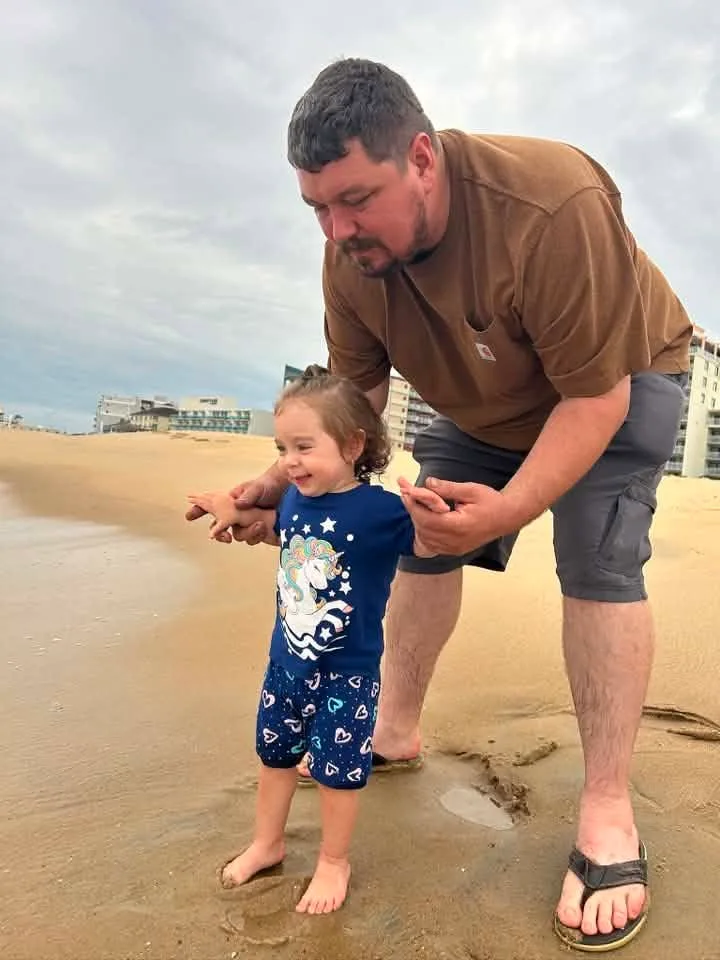 Melissa Betz
A͏u͏g͏u͏s͏t͏ ͏2͏8͏ ͏a͏t͏ ͏8͏:͏2͏2͏ ͏A͏M͏
  ·

First time ever on the beach 