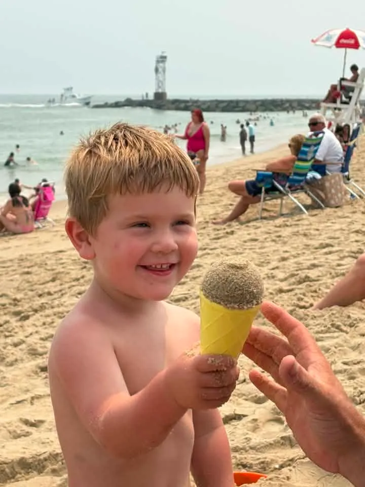 Dee Dubbs - Who needs Kohrs when you have sand 