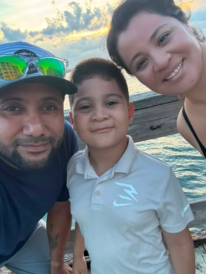 Eljaguar Mxl Espinosa - My wife and son on their 6th year going to our favorite place, OC 