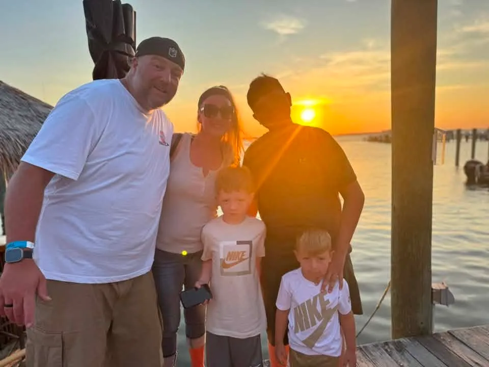 
Rannels Nichole - My family and I at Fishtales! Enjoying the sunset 🌅 