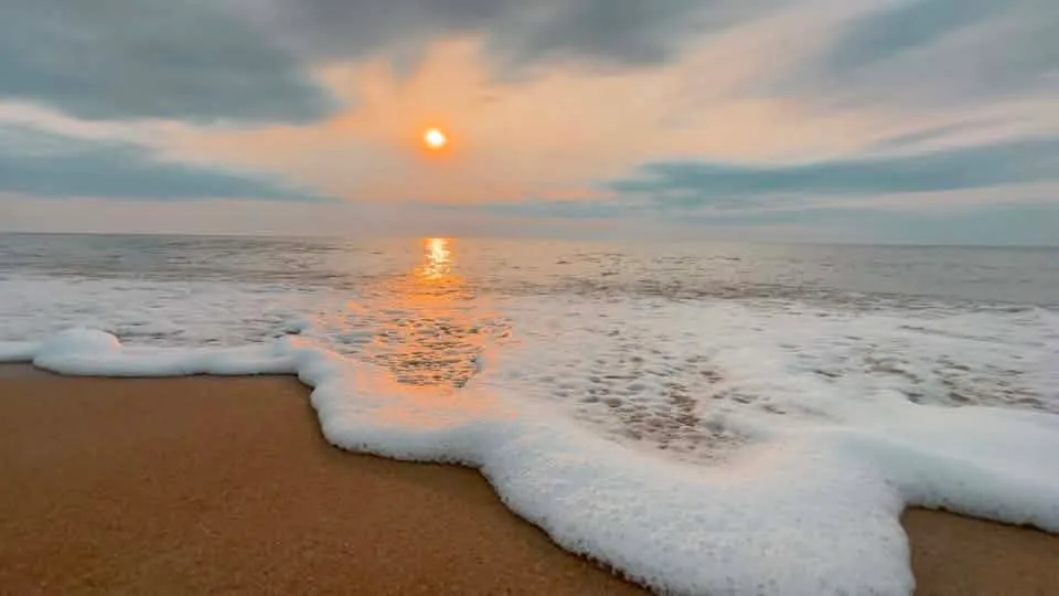 Rebecca Diane - Early morning sunrise on our last day 