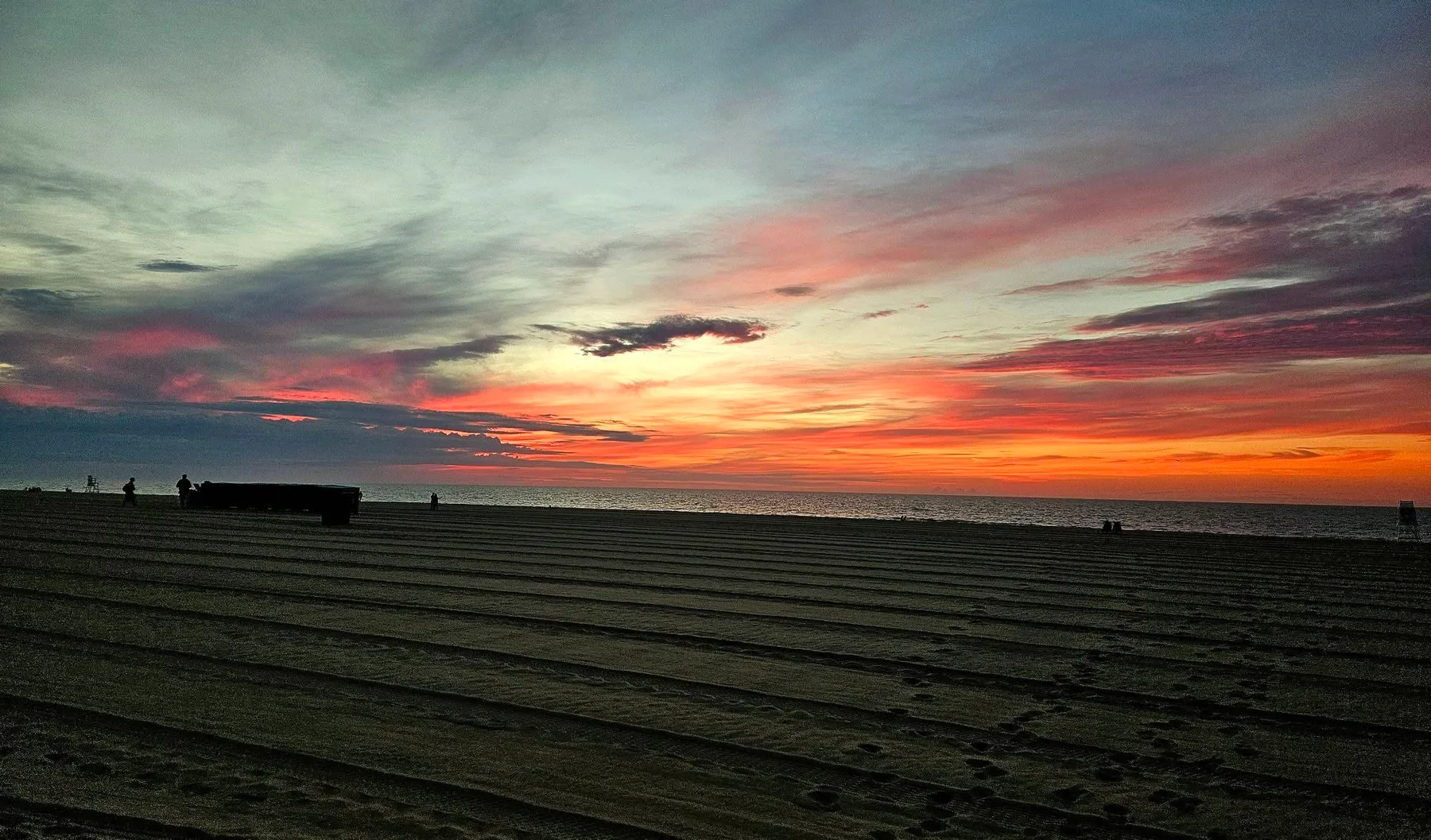 Hannahh Lynn - Sunrise on 21st/22nd st. What an experience it was to view such beauty so early in the morning♡
