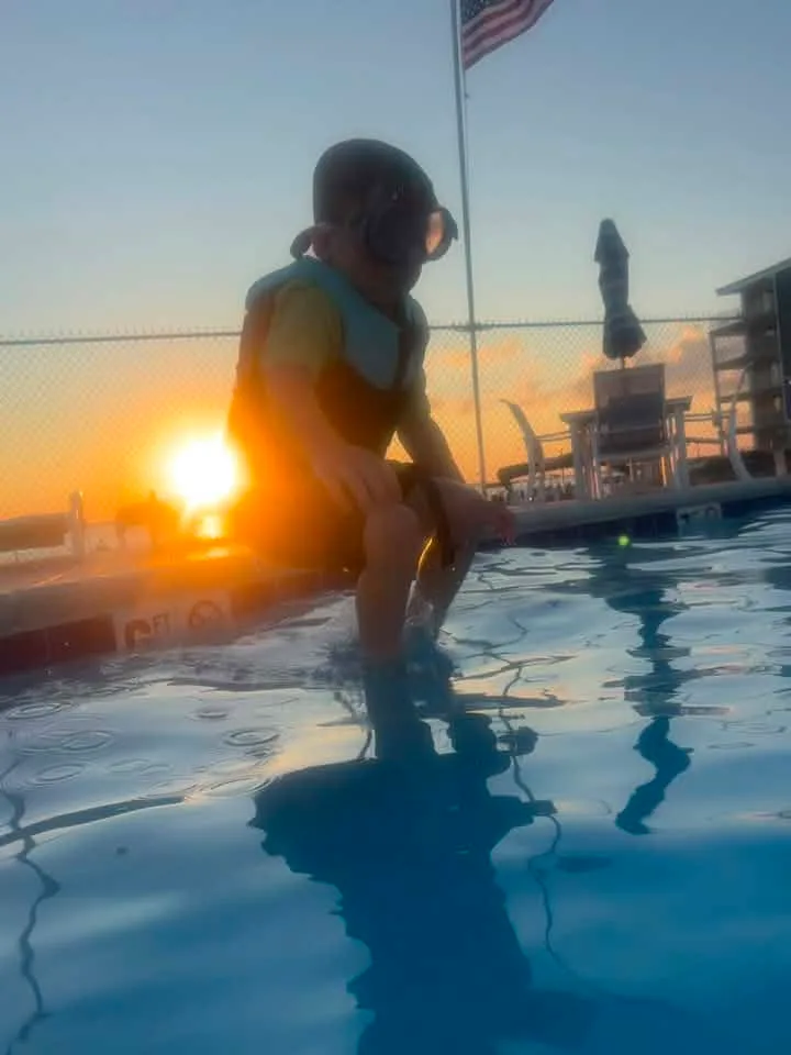 Victoria O'Neal
A͏u͏g͏u͏s͏t͏ ͏2͏8͏ ͏a͏t͏ ͏1͏0͏:͏1͏1͏ ͏A͏M͏
  ·

Swimming at sunset 
