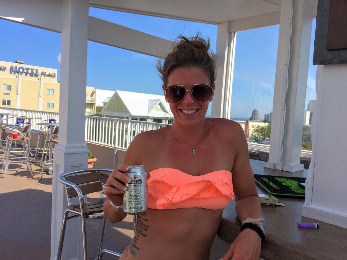 Krista was up for a long weekend from Virginia and treated herself to a quiet beer at the new Monte Carlo pool bar.