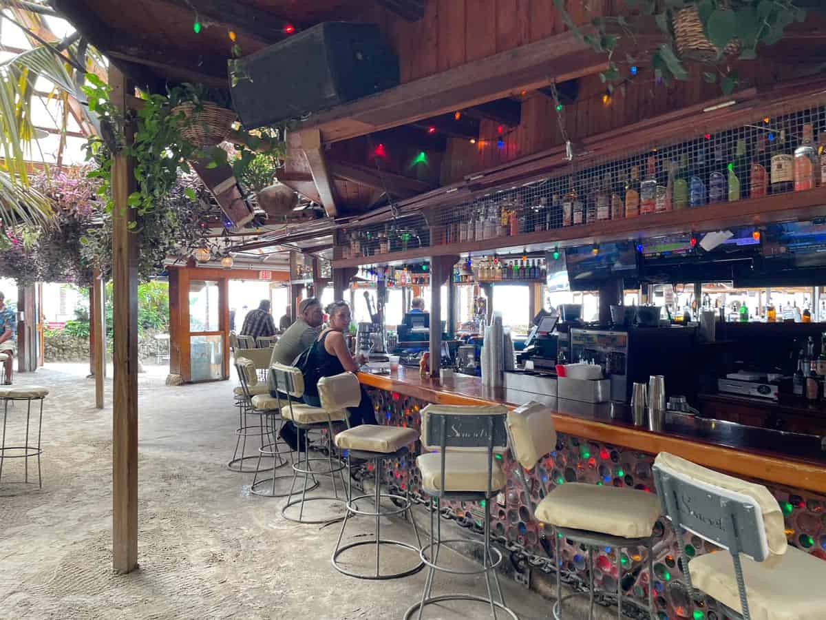 seacrets wins best bar overall, again