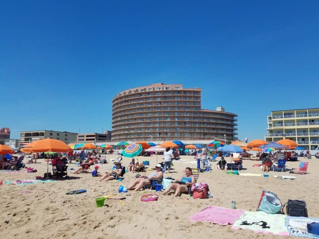 Grand Hotel Beach Scene