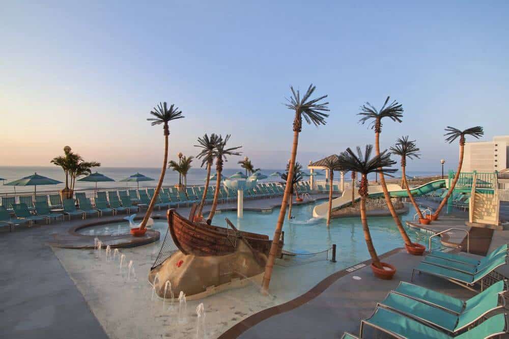 Hilton Hotel Pool ocean city