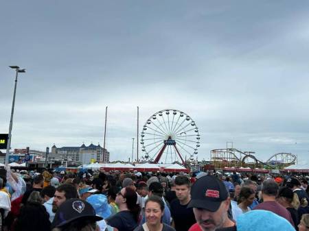 large crowds througout Oceans Calling