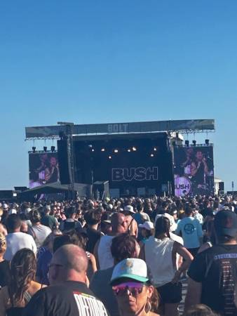 Bolt stage at Boardwalk Rock
