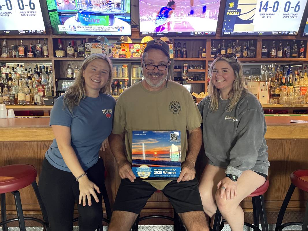 28th Street Pit n Pub - Best Sports Bar Editorial Pick