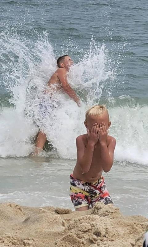 photo friday big wave on beach