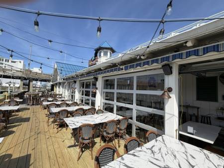 Angler new decking